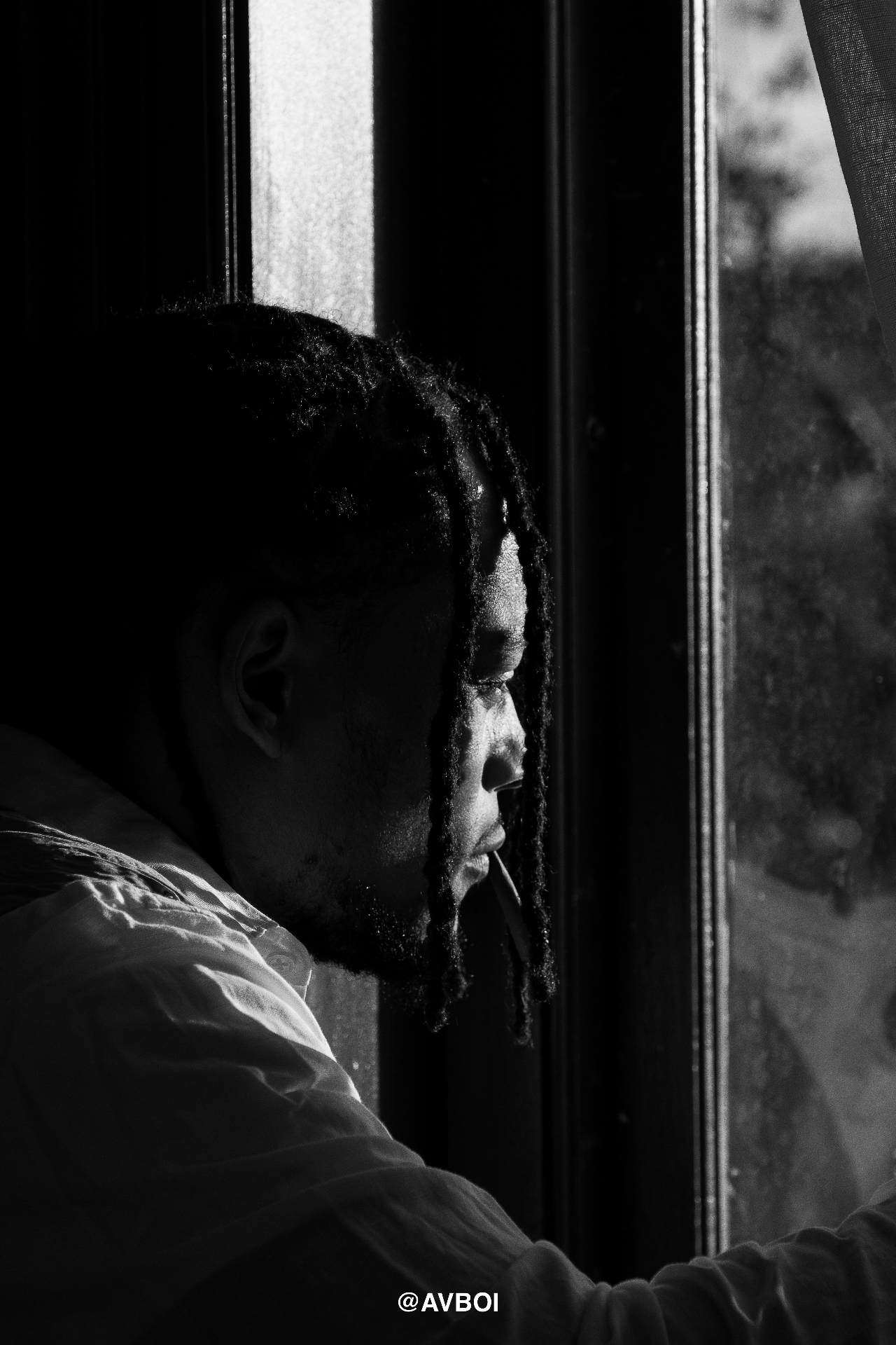 Window Light (by @AVBOI)